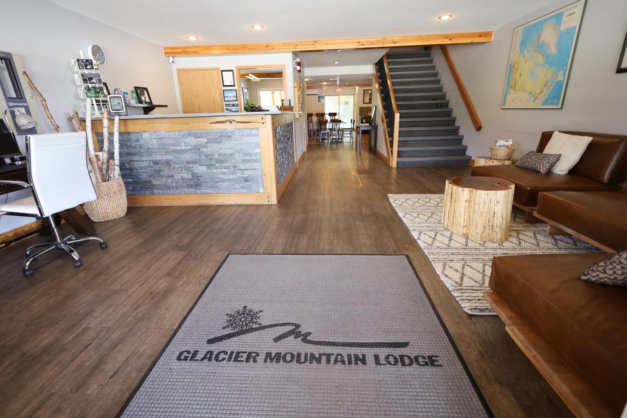 Glacier Mountain Lodge ブルーリバー エクステリア 写真