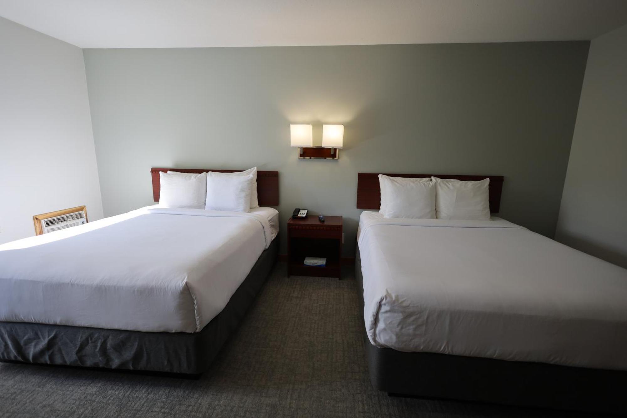 Glacier Mountain Lodge ブルーリバー エクステリア 写真