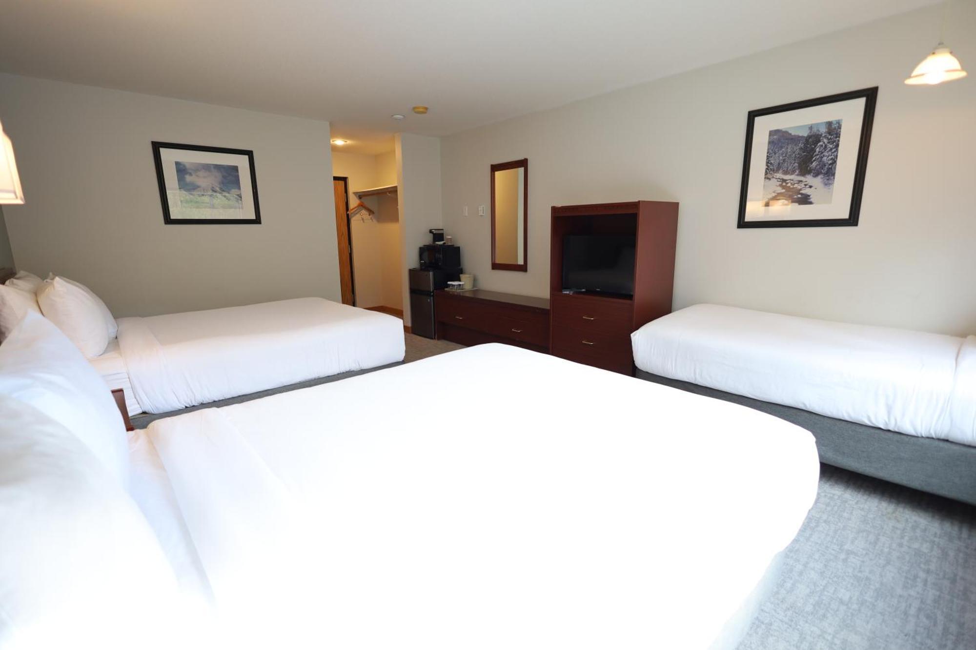 Glacier Mountain Lodge ブルーリバー エクステリア 写真